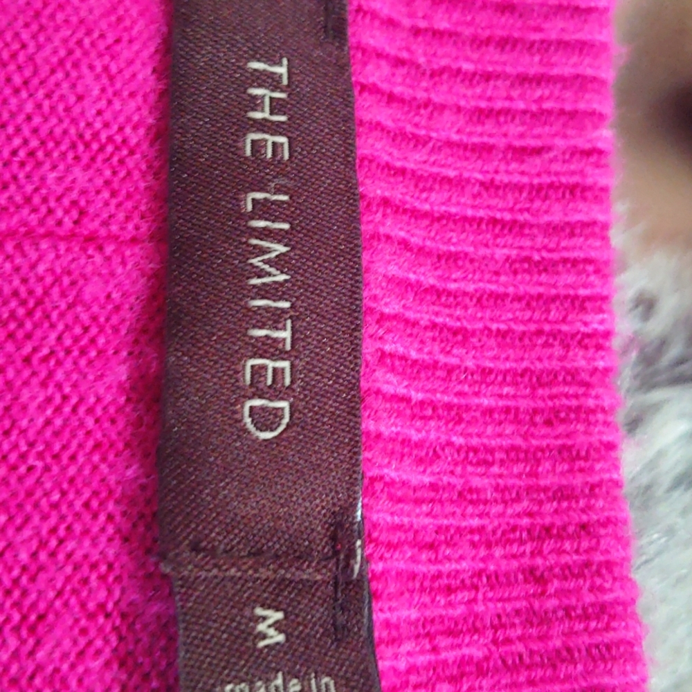 Pink sweater gently worn. Comfy and cozy